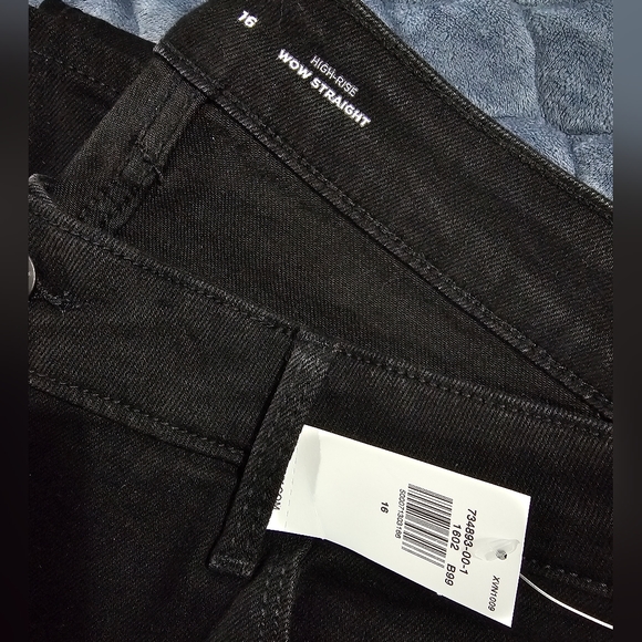 High Rise Jeans - Picture 2 of 2